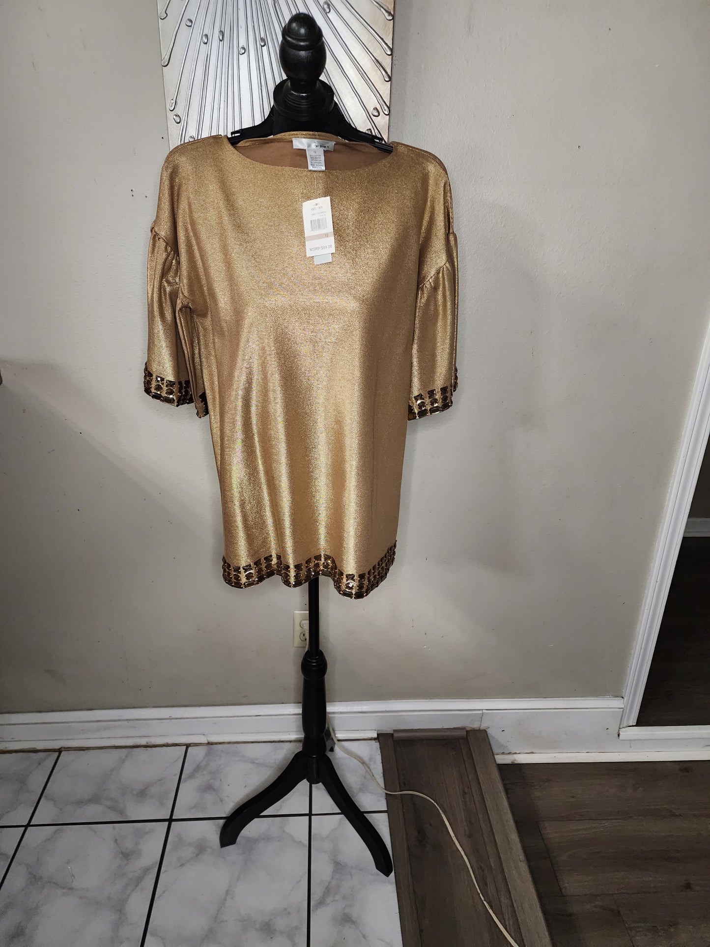 WD NY Gold/Bronze Top with Jewels