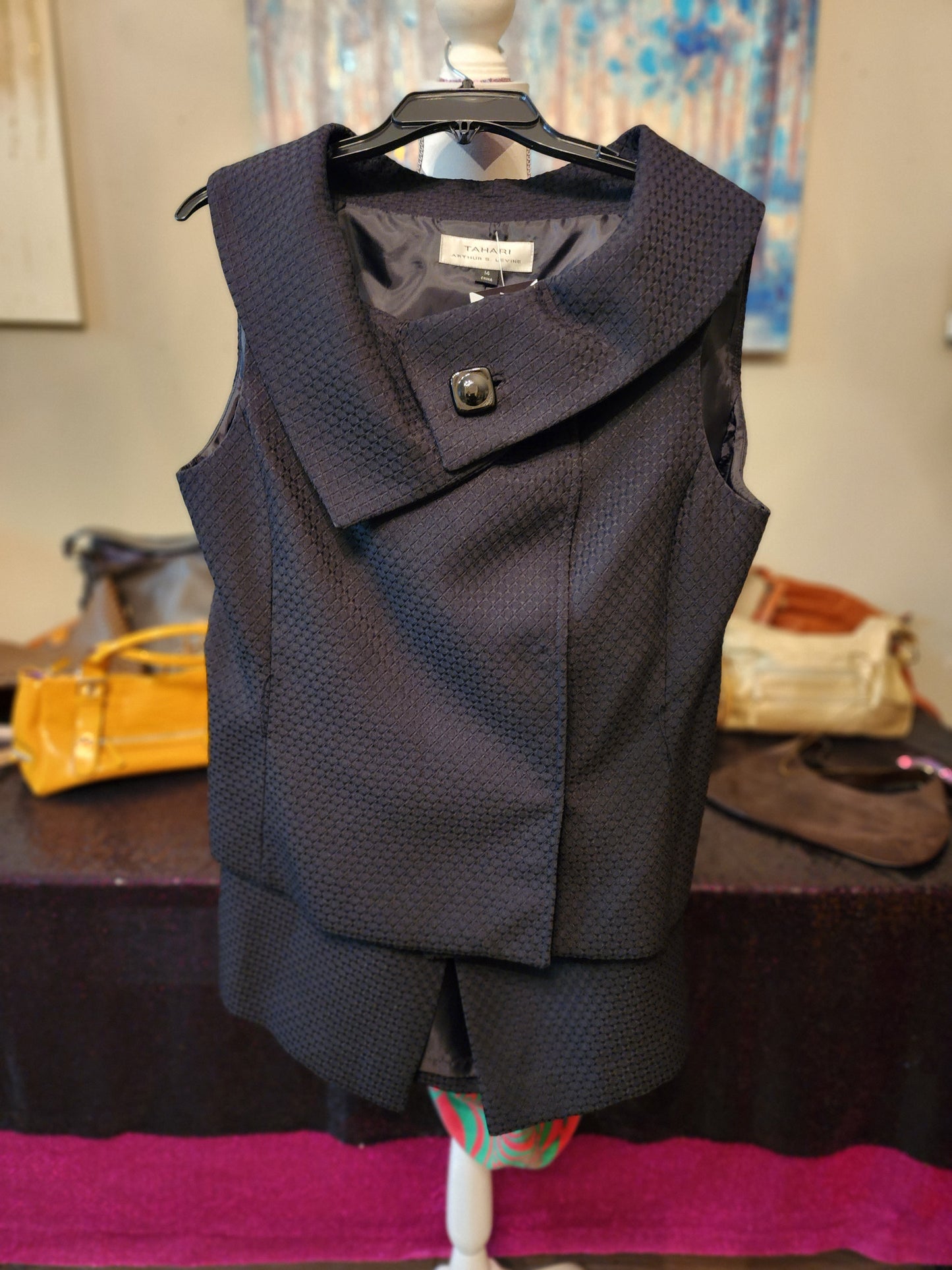 Tahari Arthur S. Levine Black Sleeveless 2 Pcs Suit (Skirt)