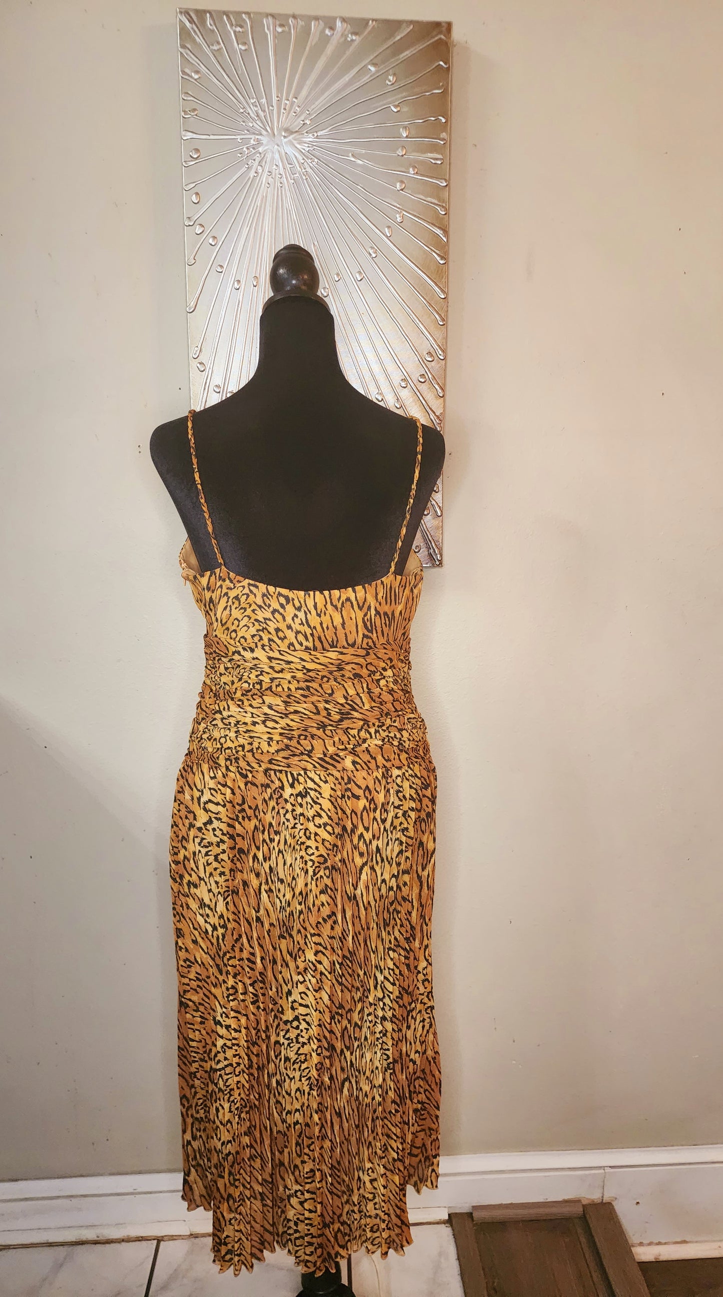 Due Per Due Animal Print Pleated Dress