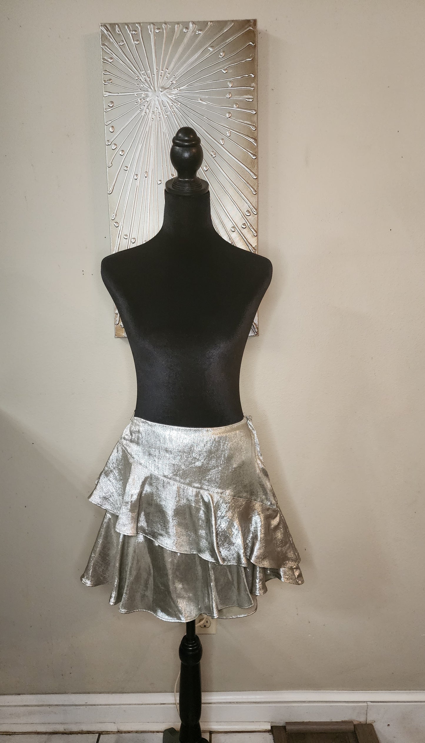 Zara Silver Ruffled Skorts