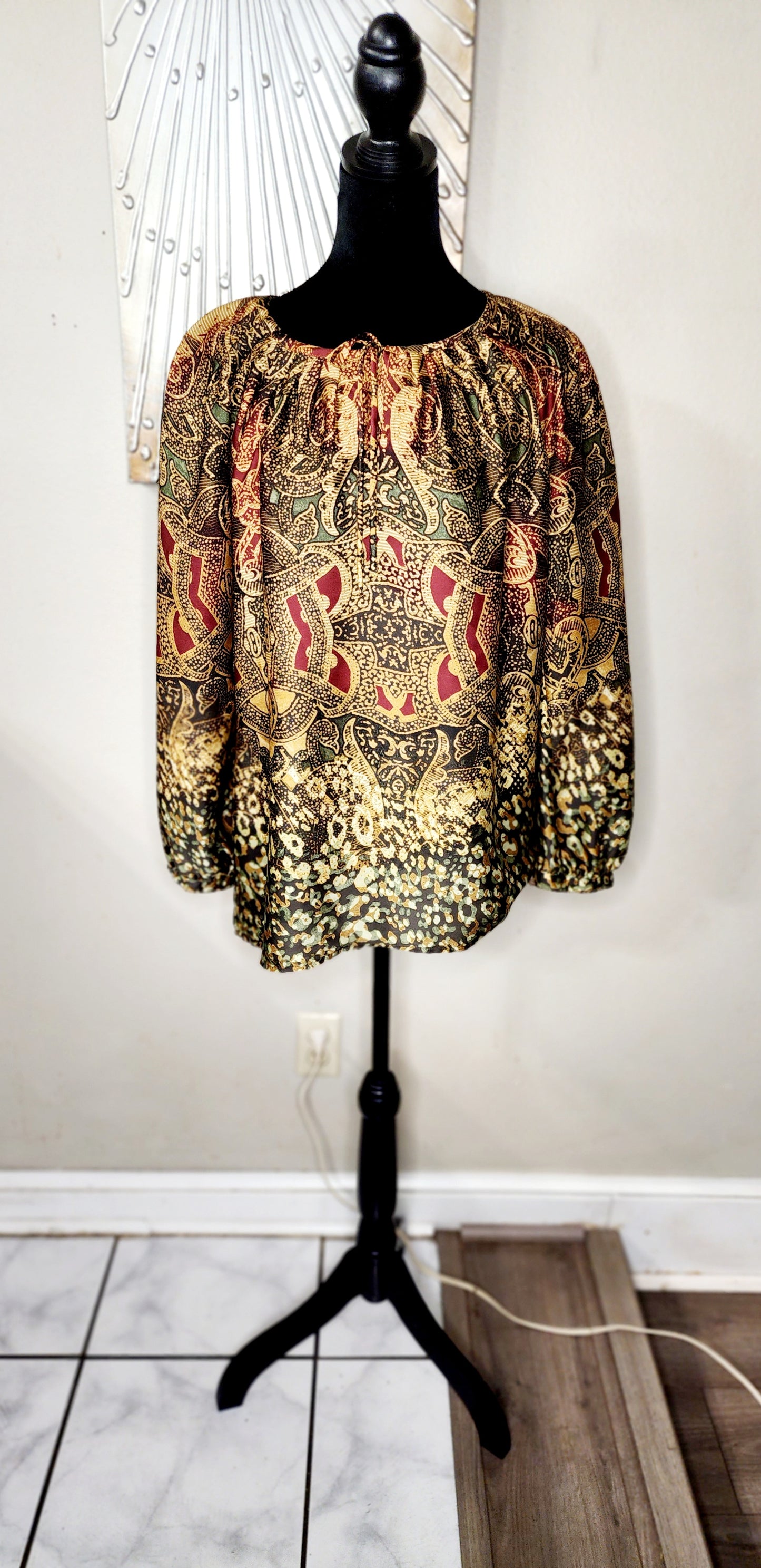 Jones New York Blouse in Burgundy, Gold, Green and Black)
