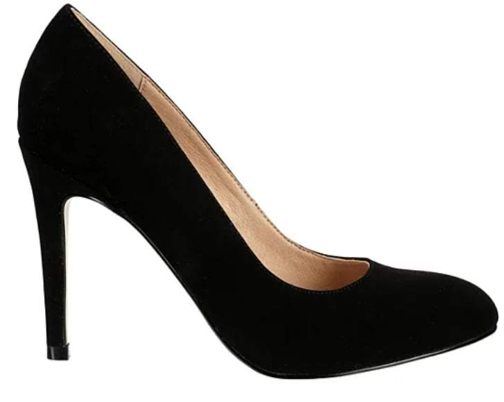 Lauren Blakwell Black Pumps