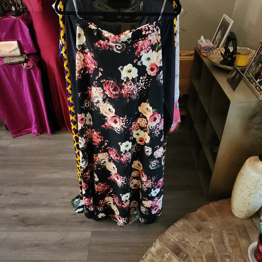 Touch Me Black Floral Maxi Skirt