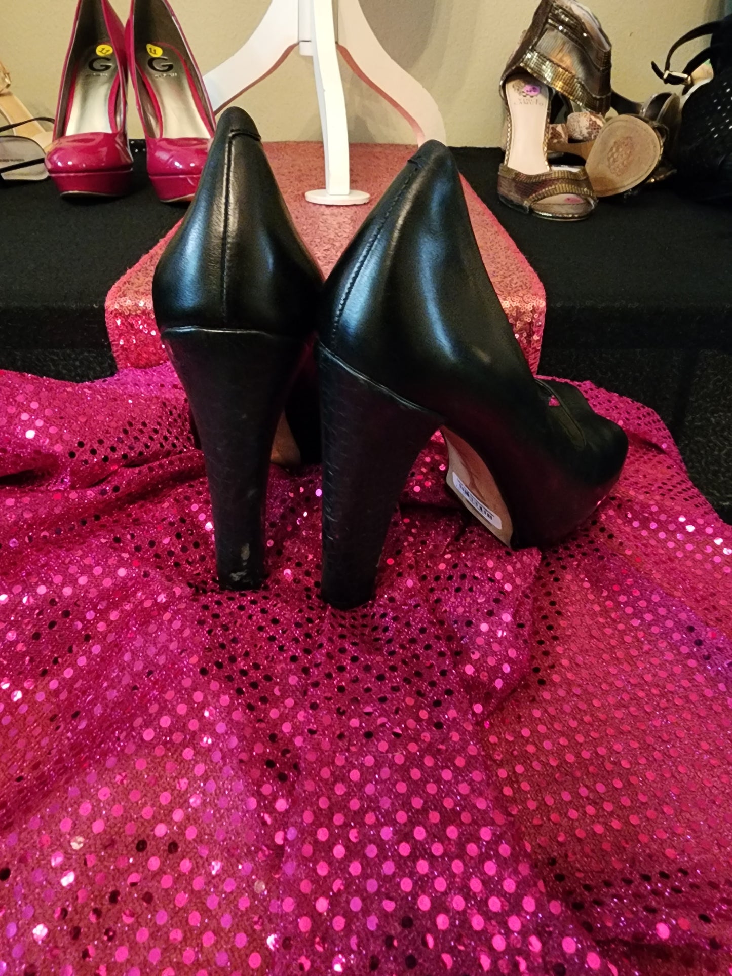 Heidi Klum Peep Toe Pump