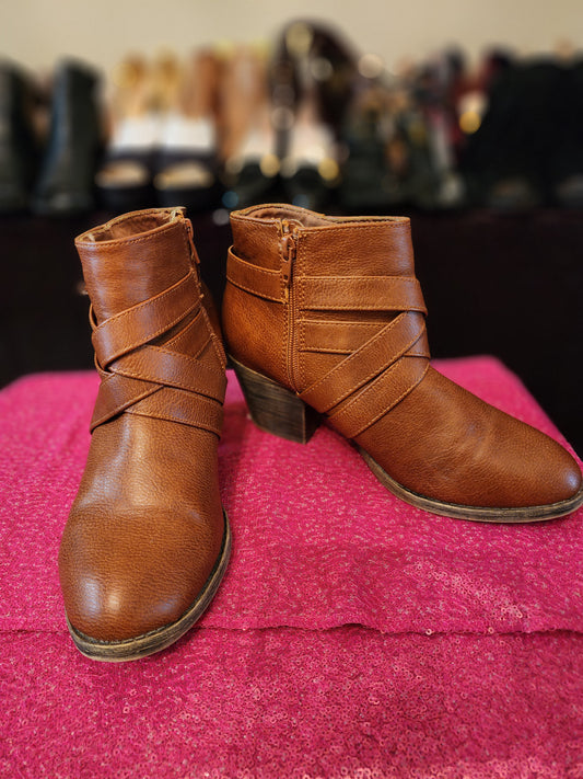 Lower East Side Booties with Straps (Brown)