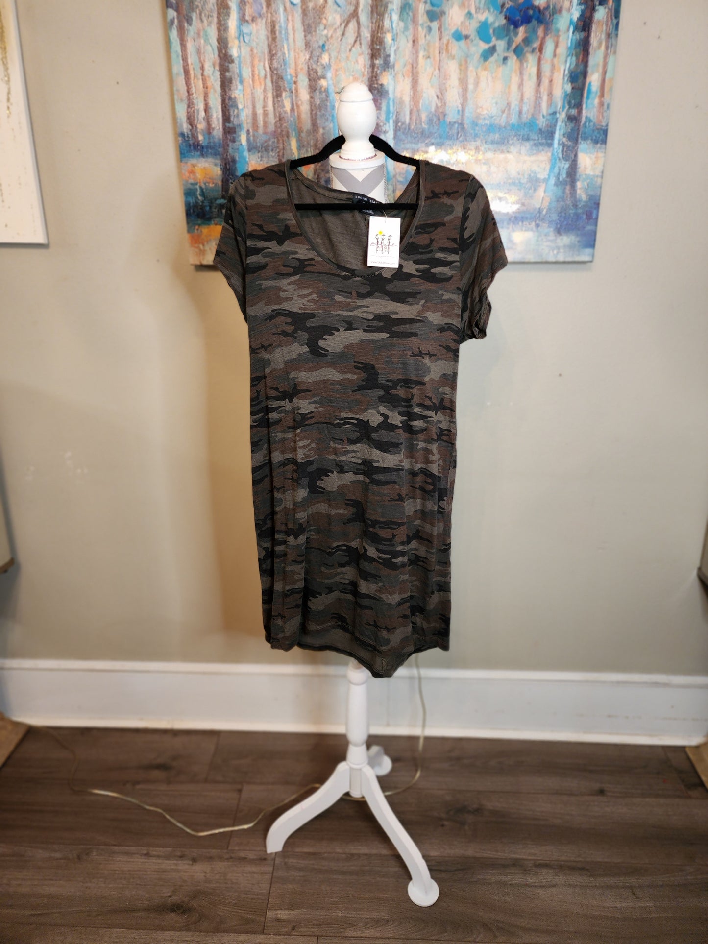 Social Standard by Sanctuary Green Camouflaged Mini Dress