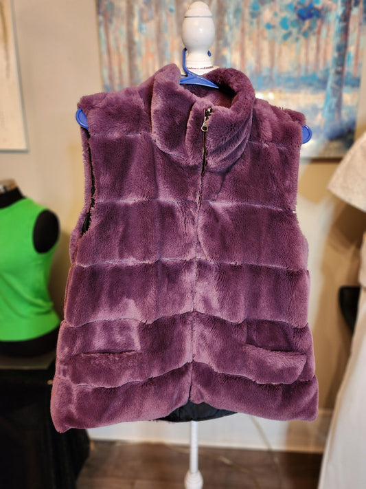 Reversible Fur Vest (Purple/Black)