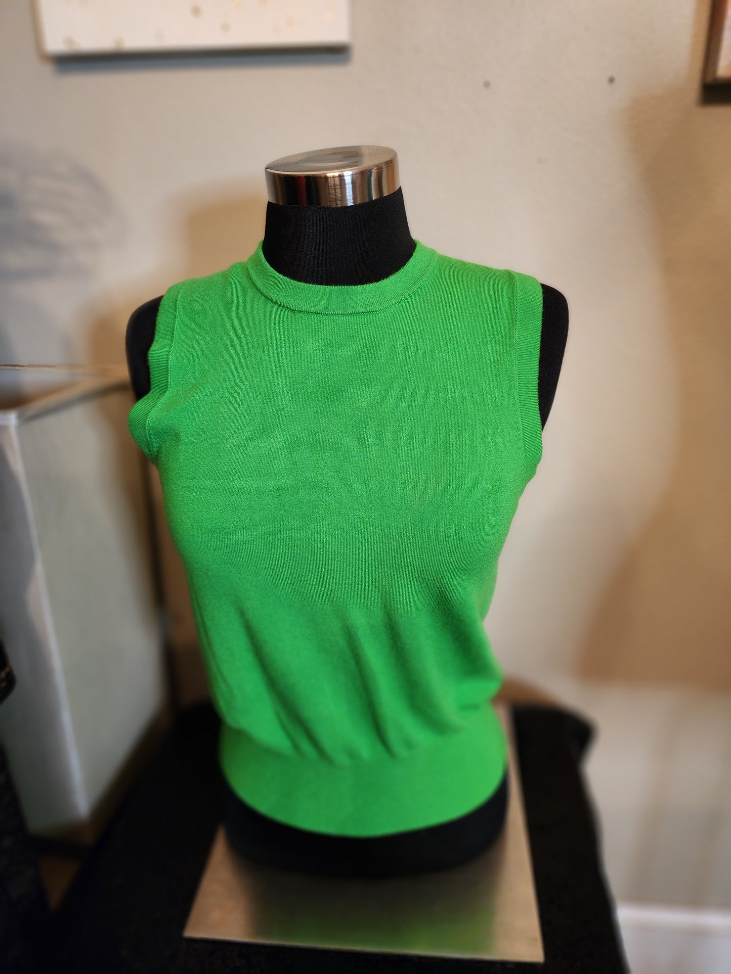 Zara Sleeveless Kelly Green Sweater