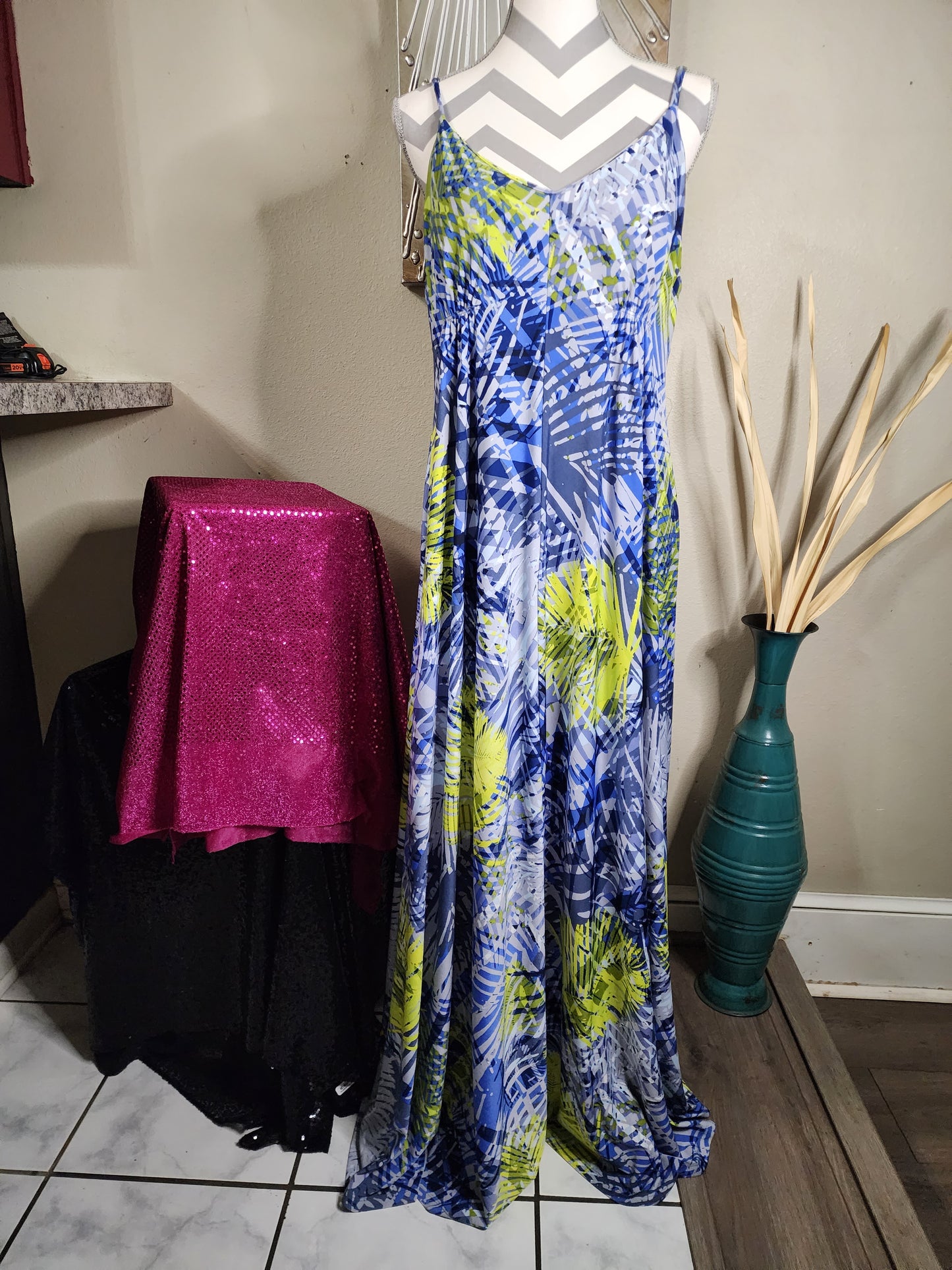Jennifer Lopez Floral Print Maxi Dress