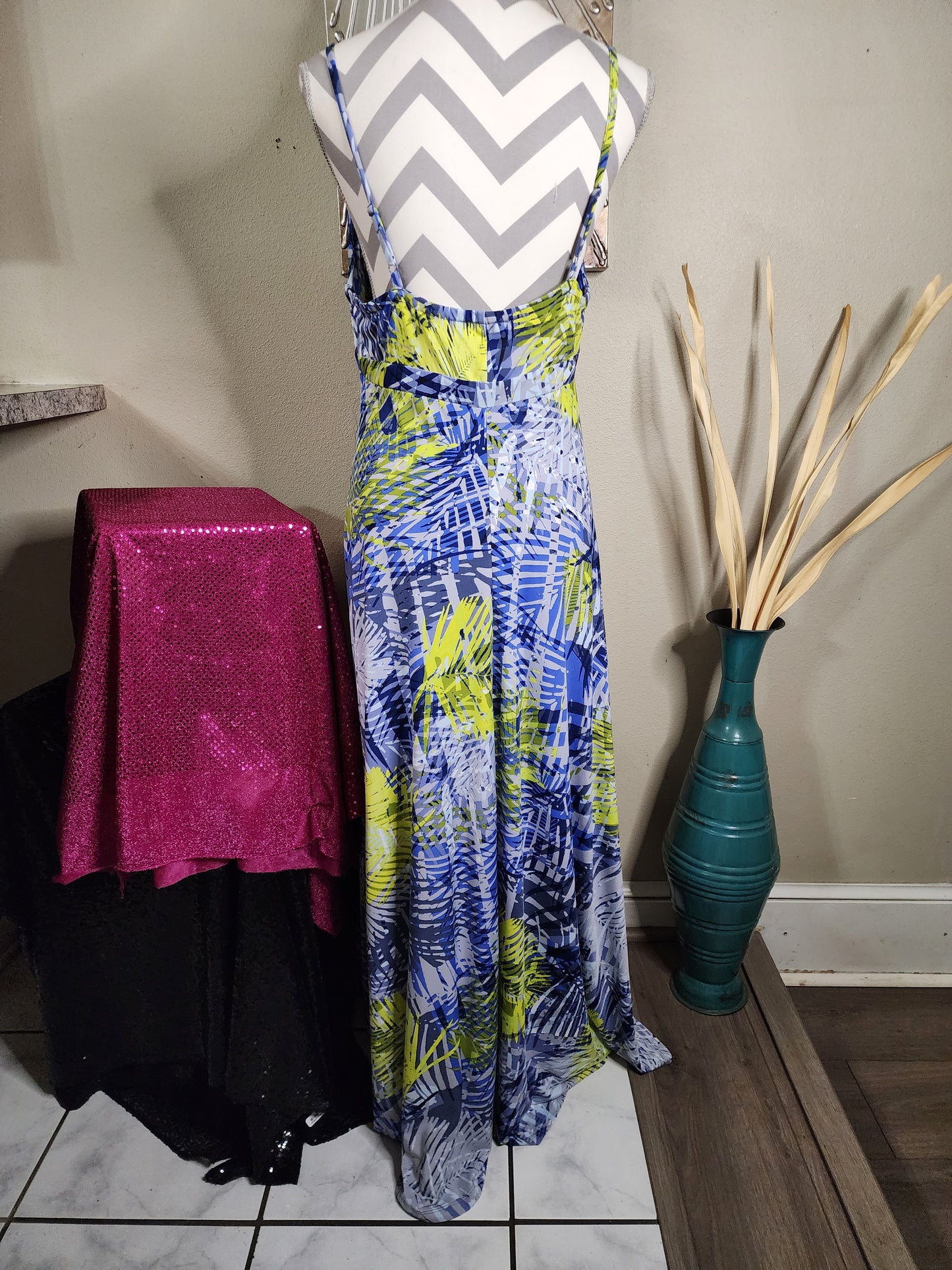 Jennifer Lopez Floral Print Maxi Dress
